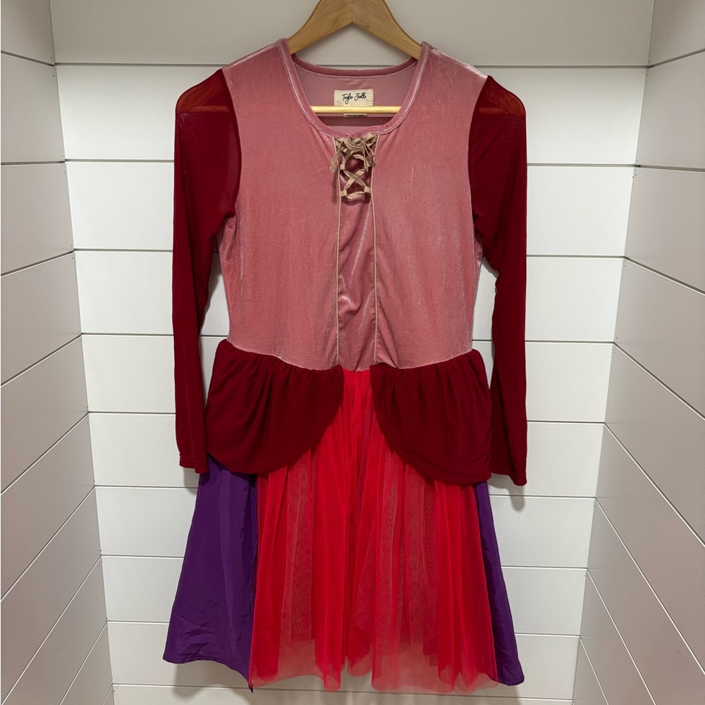 Taylor Joelle Hocus Pocus Sarah Dress
